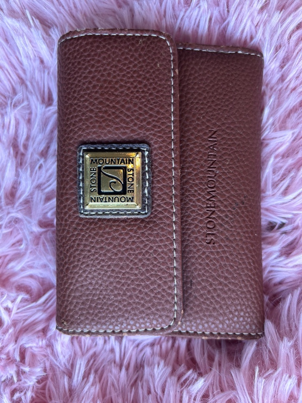 Stone Mountain Accessories Brown Textured Leather Wallet with Gold Accent